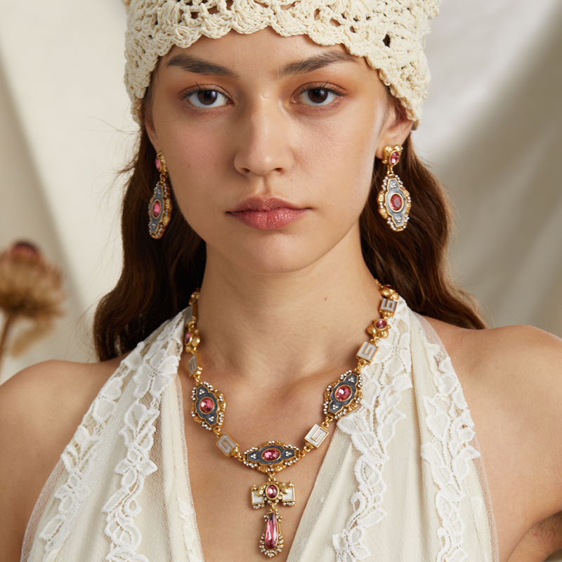Vintage Palace Pink Crystal Pe – Women'S Accessories Trends 2026 recenzja i cena