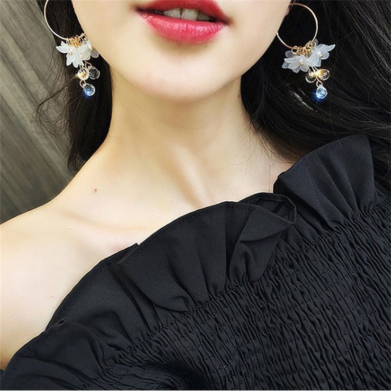 Korean Fashion Zircon White Fl – Women'S Accessories Trends 2026 recenzja i cena