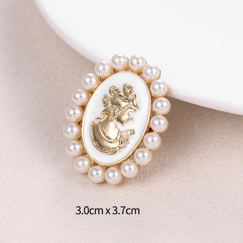 Victorian Style Pearls Cameo B – Women'S Victorian Era Accessories recenzja i cena