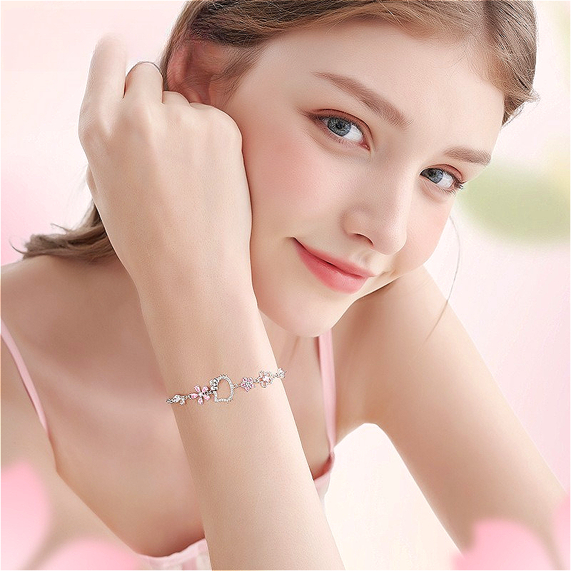 Genuine Sanrio Bracelet Hello  – Women'S Accessories Trends 2026 recenzja i cena