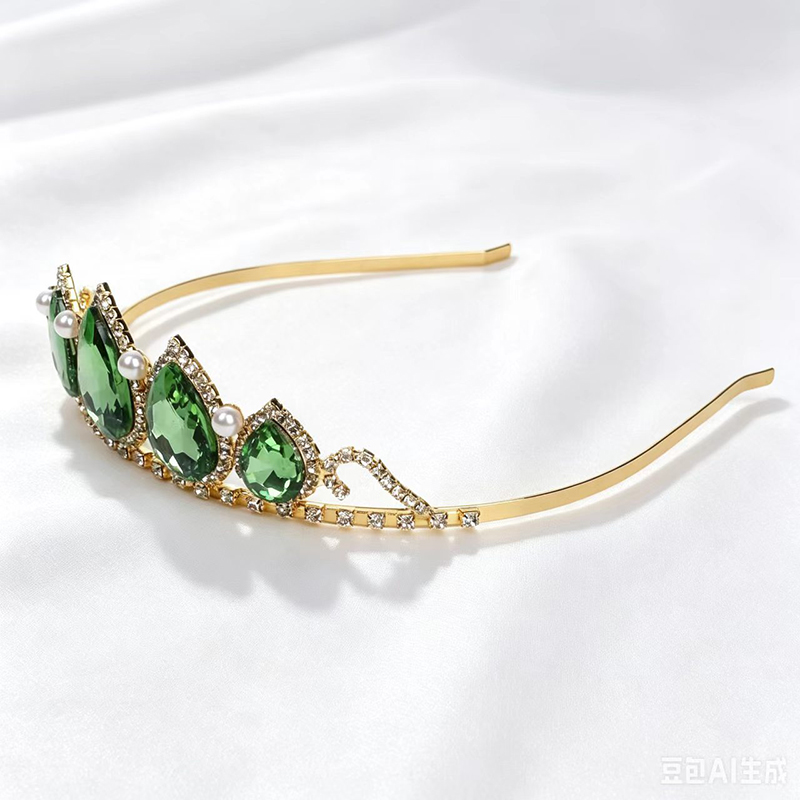 Green Water Drop Rhinestone Cr – Women Accessories For Wedding recenzja i cena